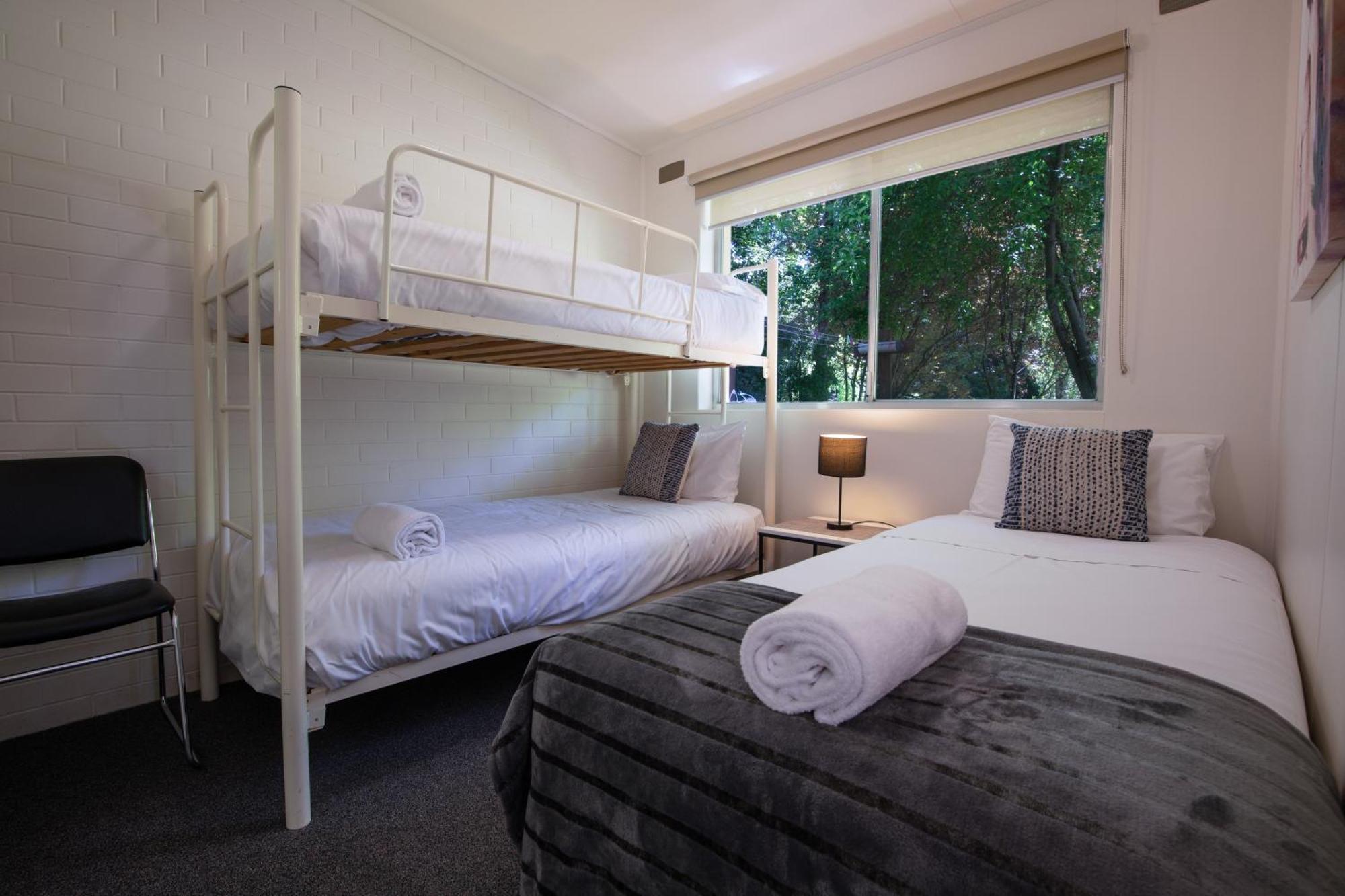 Adina Lodge Holiday Apartments Bright Phòng bức ảnh